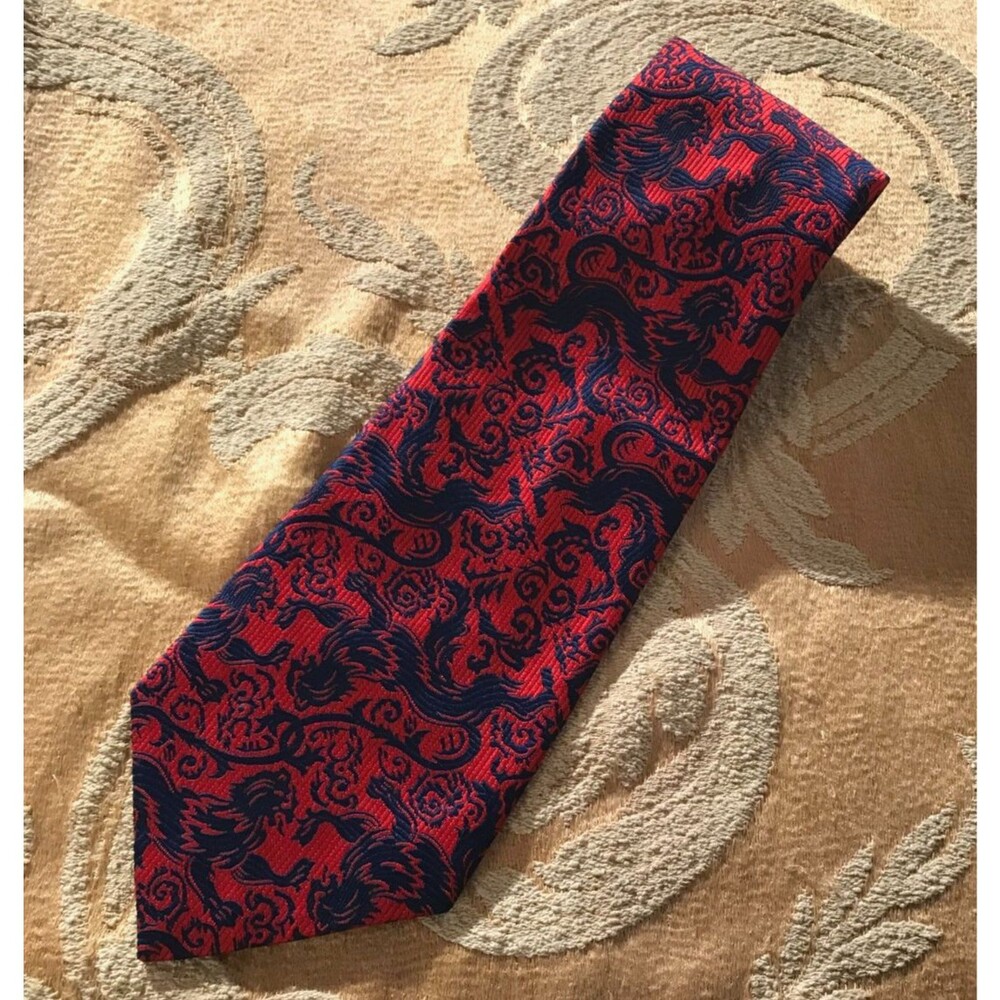 Vintage 70s Wide Tie 1970s Retro Griffin Print Red Blue Preppy Old Money Necktie